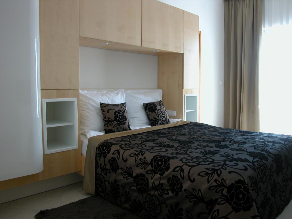 House Novalia Hotel Novalja Quarto foto