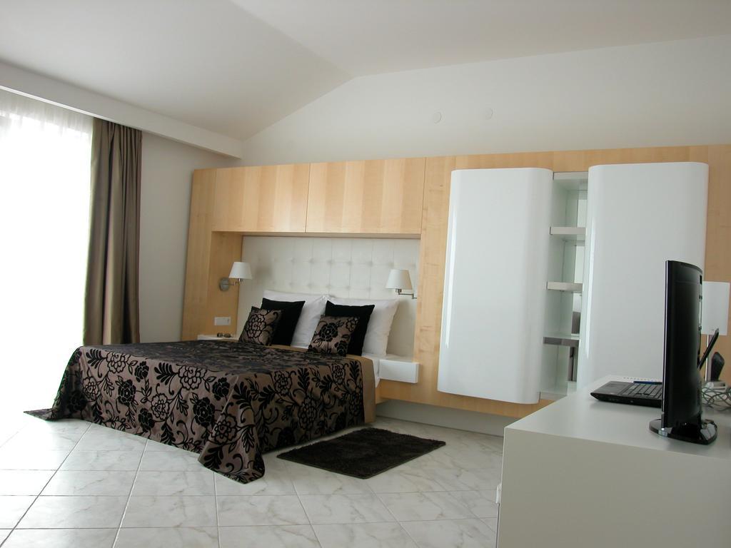 House Novalia Hotel Novalja Quarto foto