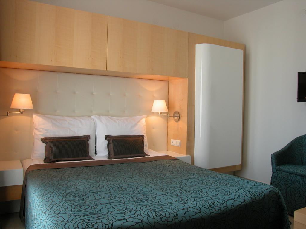 House Novalia Hotel Novalja Quarto foto